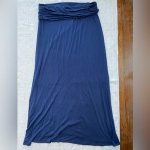 🔵 ANA petite maxi skirt size large (rare find!)